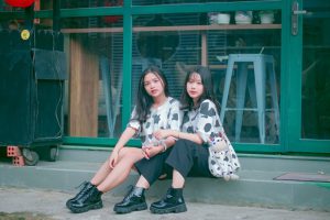 jak usunąć nadruk z koszulki